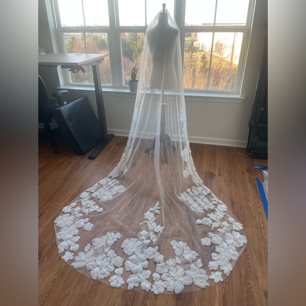 SOLD!! Oleg Cassini Cathedral beaded Bridal Veil with Floral Appliqués - ivory